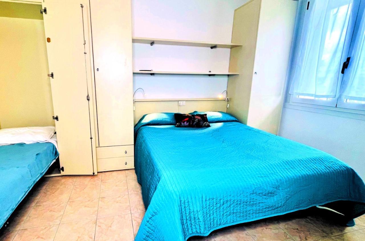 Residence Frontemare Rimini Exterior foto